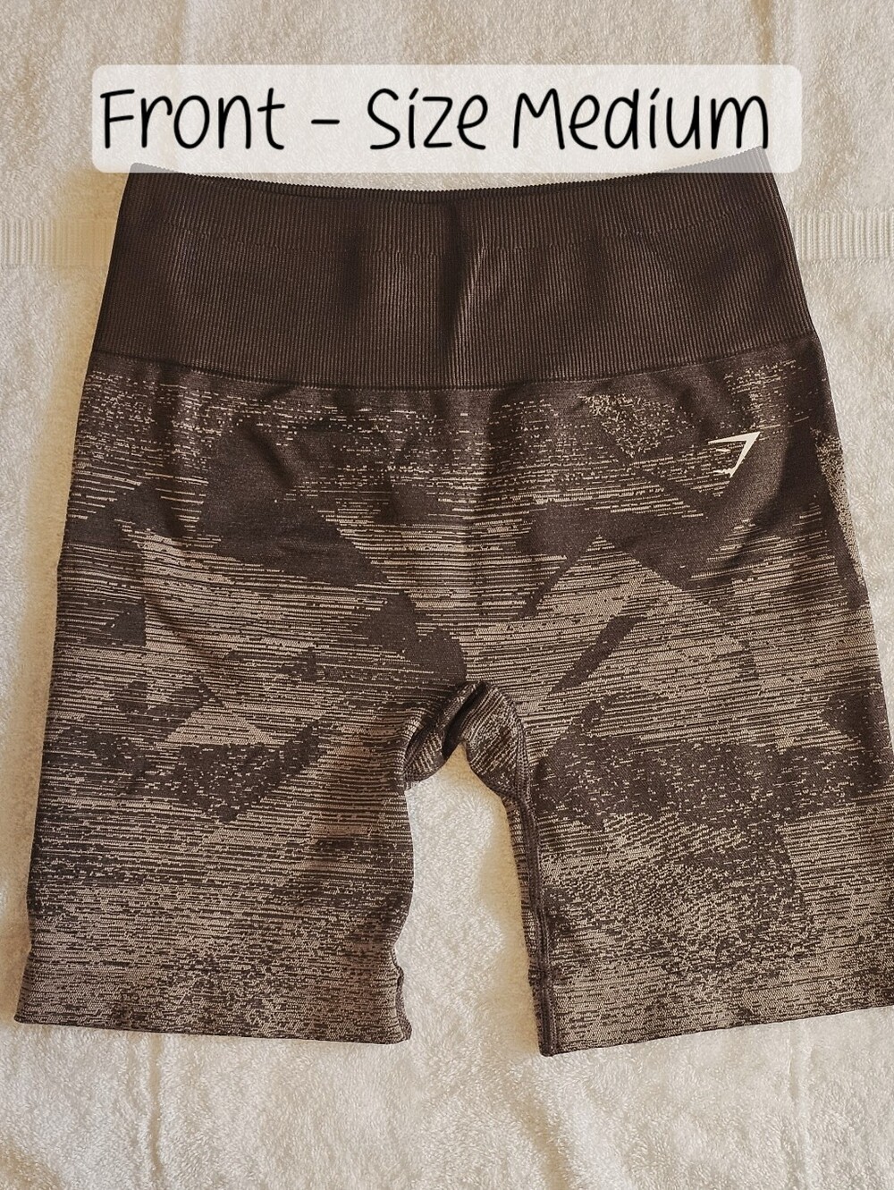 Gymshark Women’s Seamless High-Waist Brown Patterned Bike Shorts Size Medium M